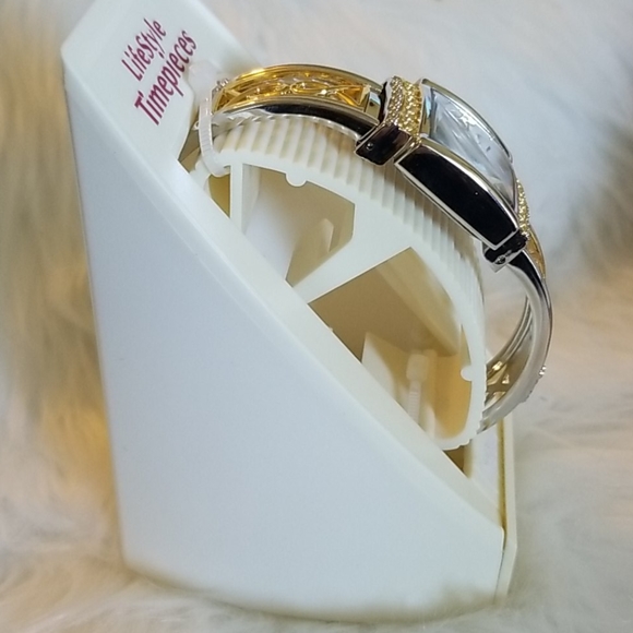 Accutime Watch Co. Lifestyle Timepieces Bangle - Picture 13 of 13